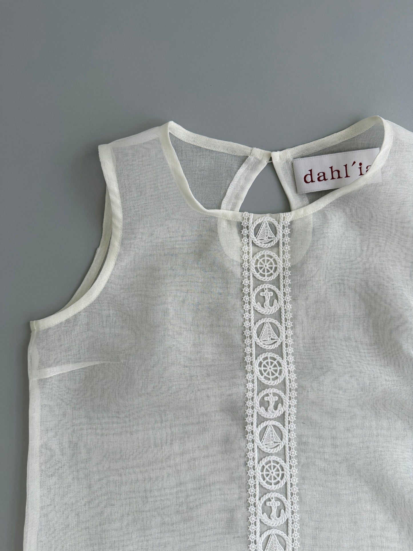 dahl'ia marine lace no-sleeve blouse(dpl-353hsa)