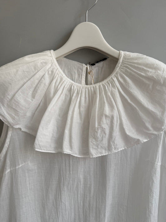 R&D.M.Co- G.D LAWN PIERROT COLLAR NO SLEEVE BLOUSE(7519)