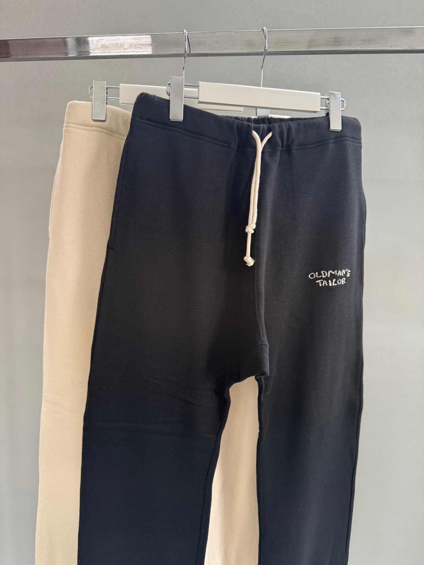 OLDMAN'S TAILOR OMT EMBROIDERY SWEAT PANTS(m1334)for unisex