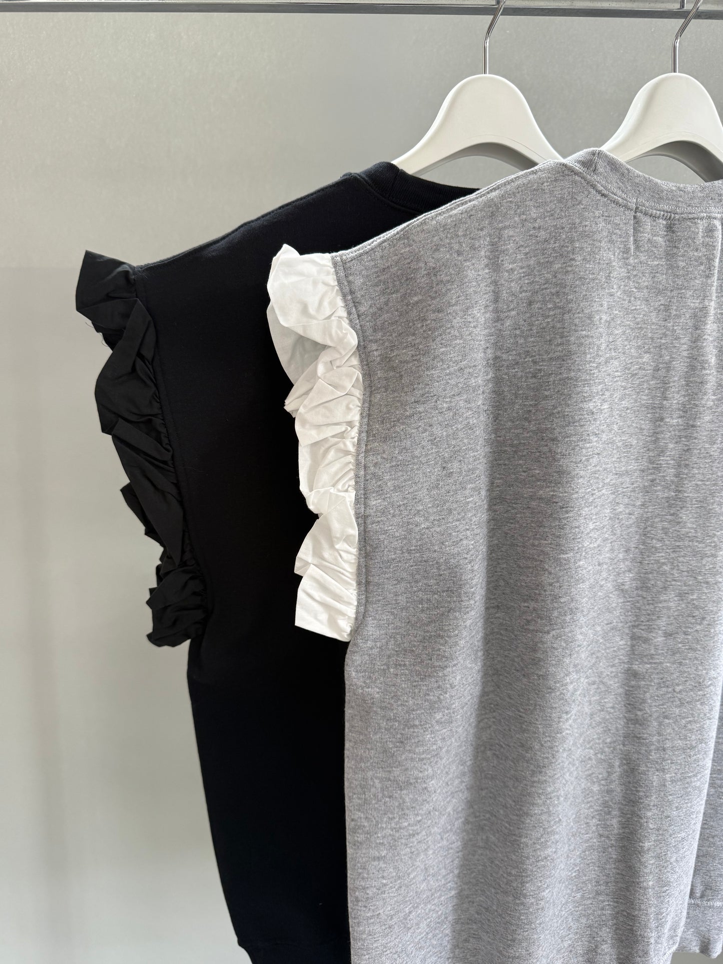 dahl'ia frill sweat vest (HD-130)