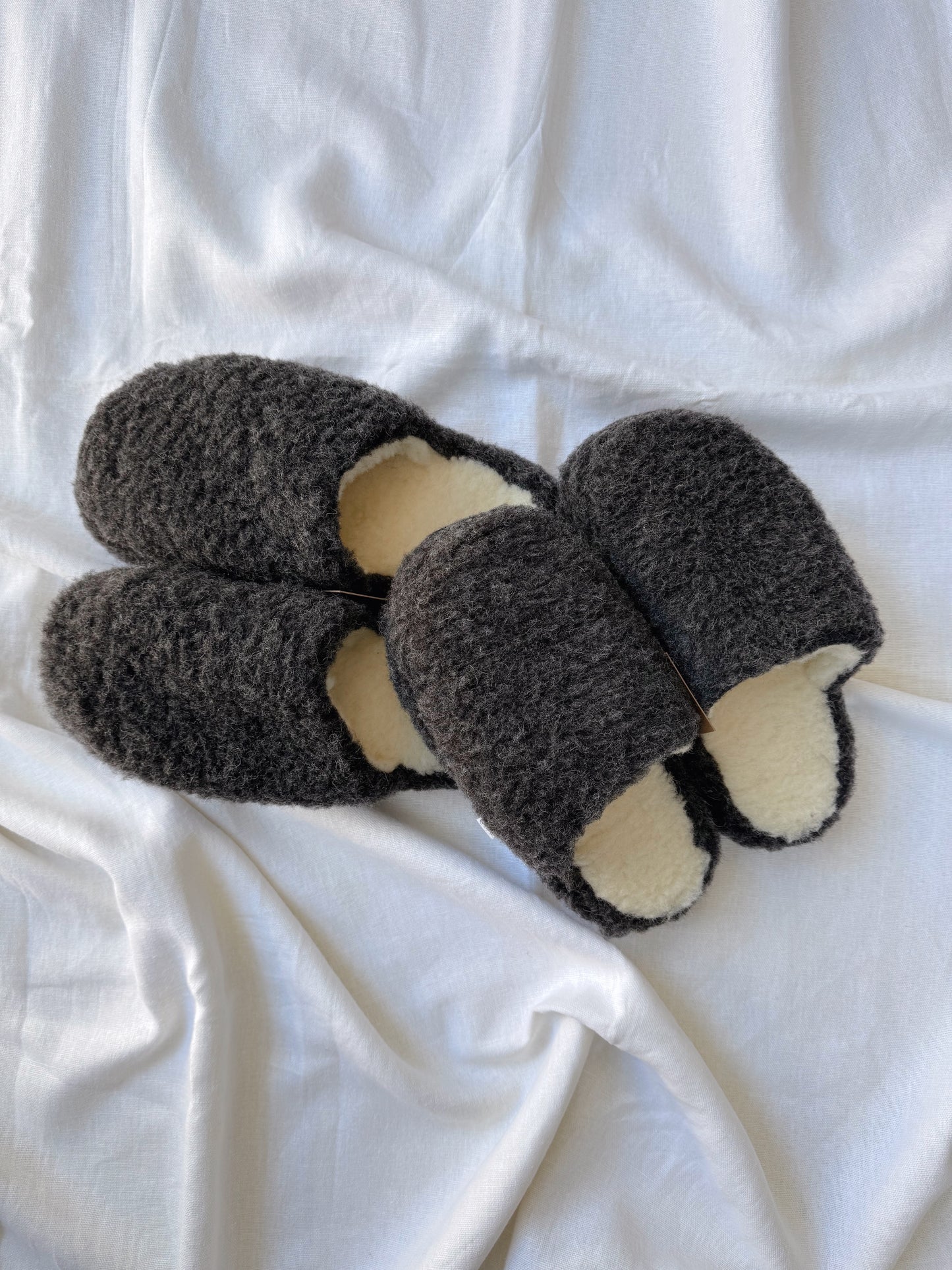 COLDBREAKER Slipper- Basic