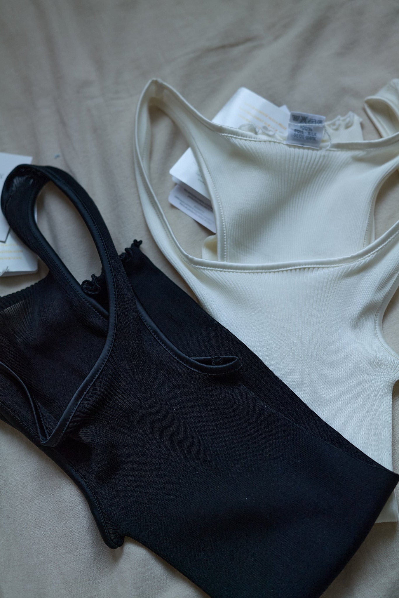 Oscalito silk tanktop