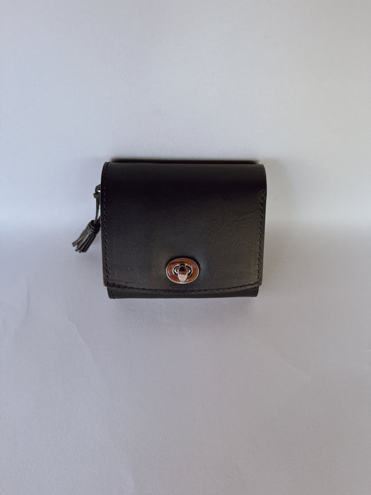 R&D.M.Co- SMALL TWIST LOCK WALLET（7685）