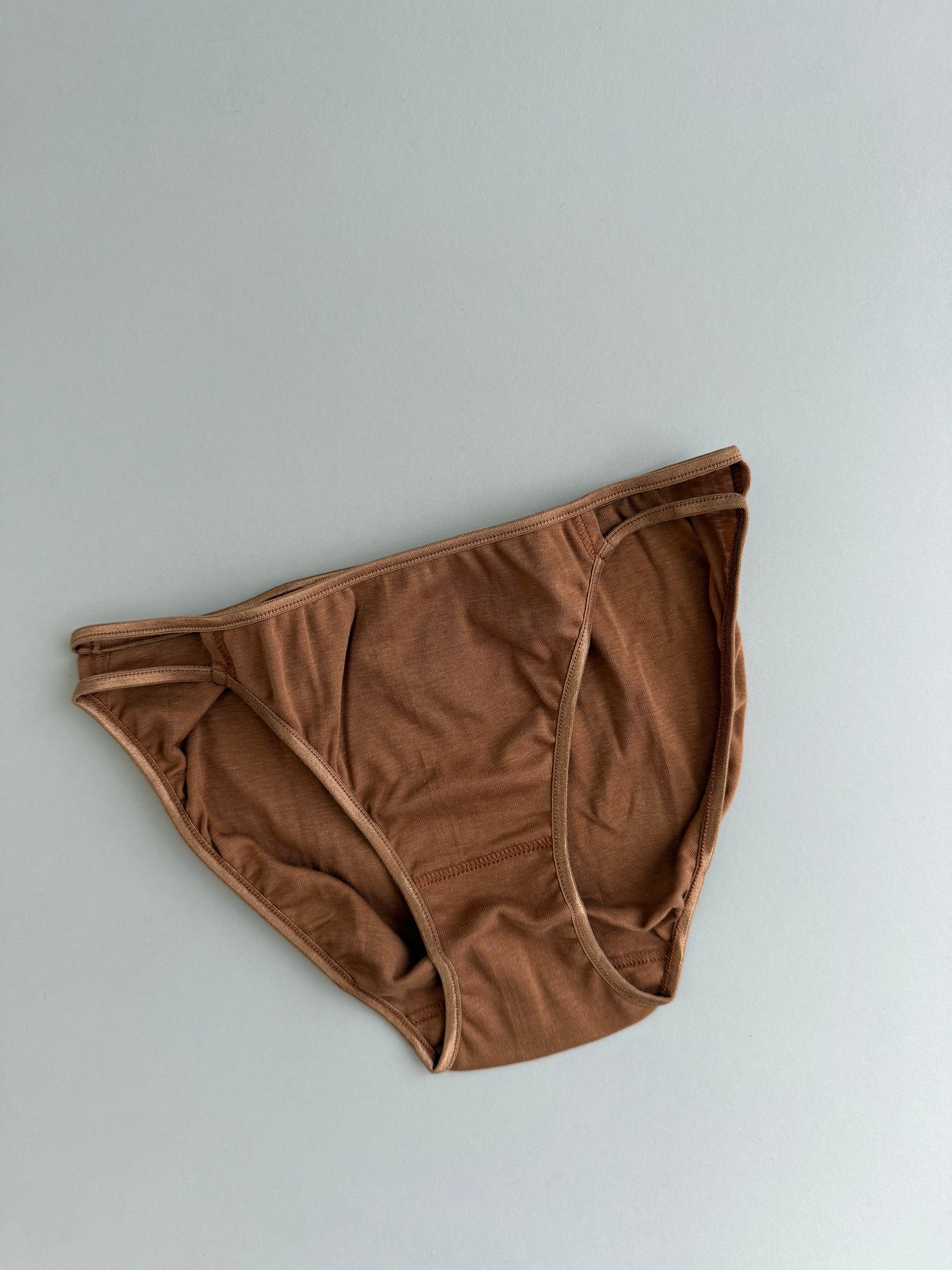 Souple Luz Wstrap shorts（SOG-BO-007）