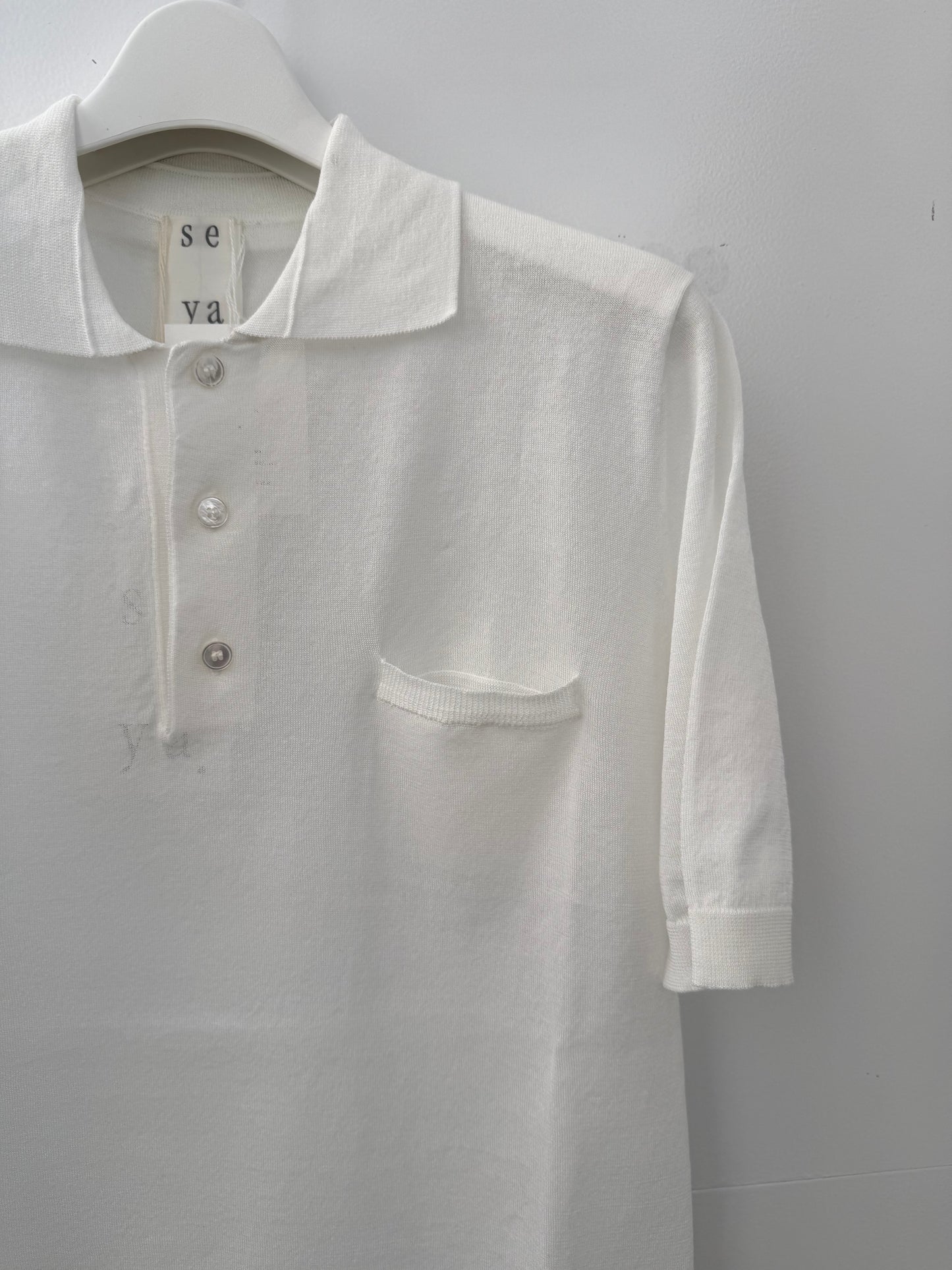 seya. CRISPY POLO