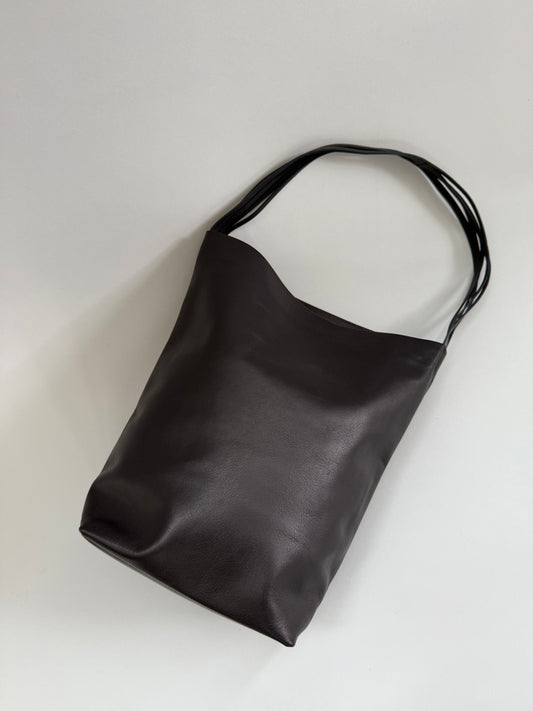 seya. ISAAC REINA X SEYA  MULTI HANDLE HOBO（LZFA135 ）