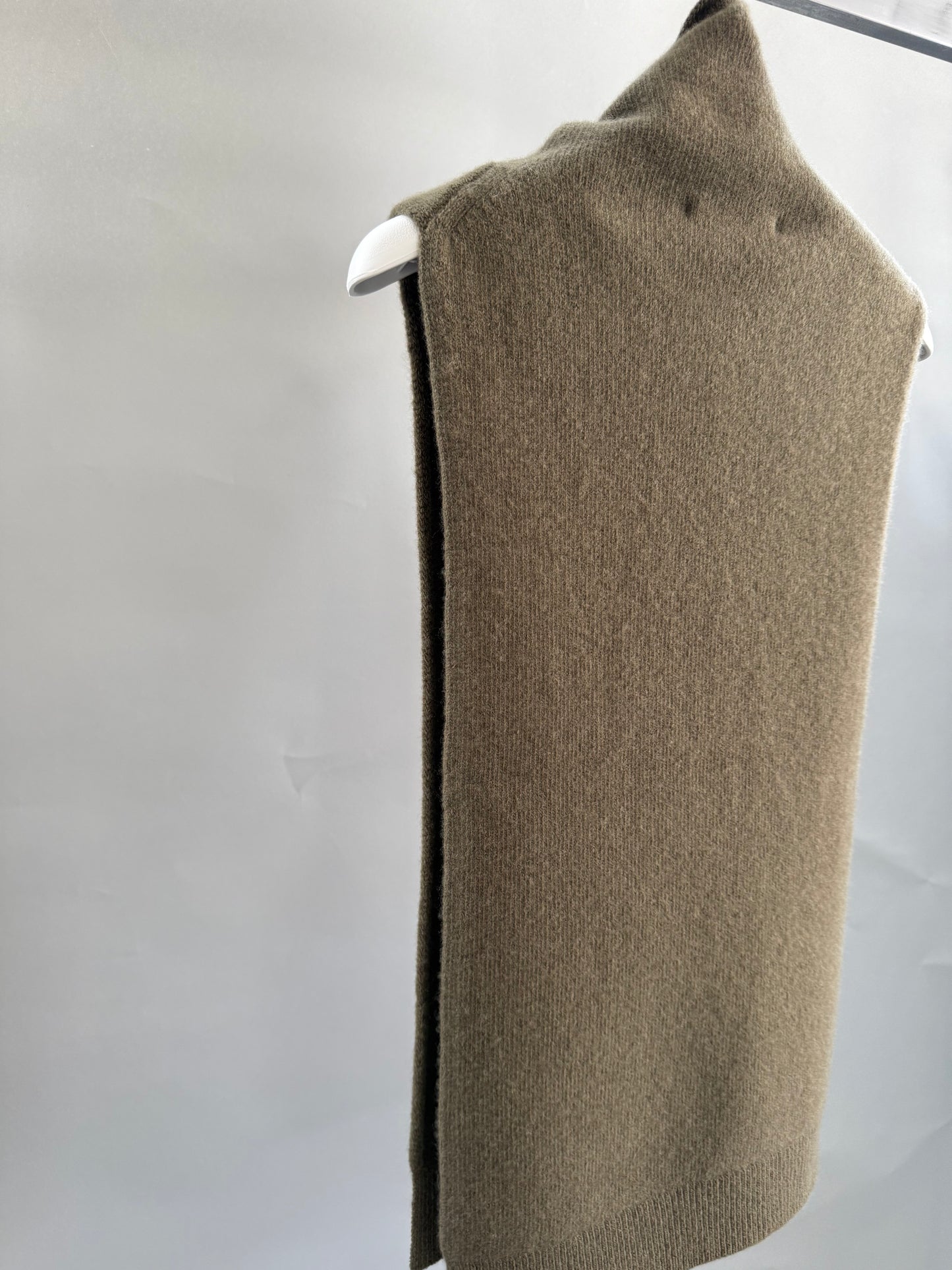 christian wijnants KNITTED BIB WITH HIGH COLLAR（WRW8586KELSHI）