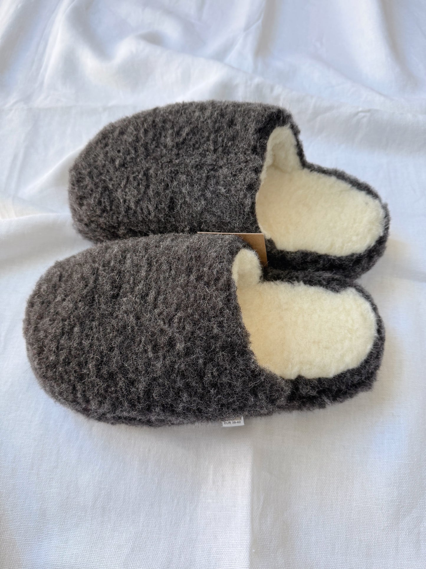 COLDBREAKER Slipper- Basic