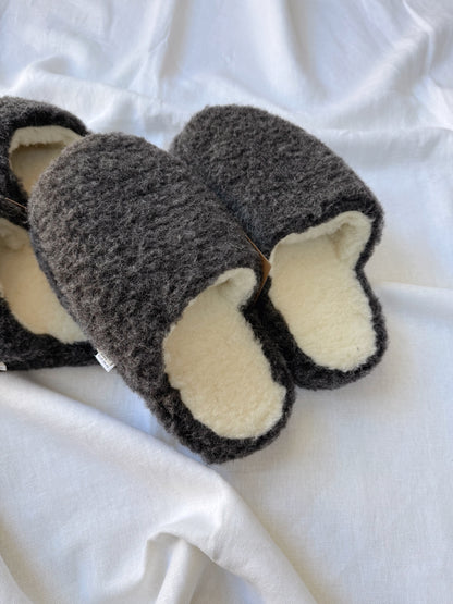COLDBREAKER Slipper- Basic