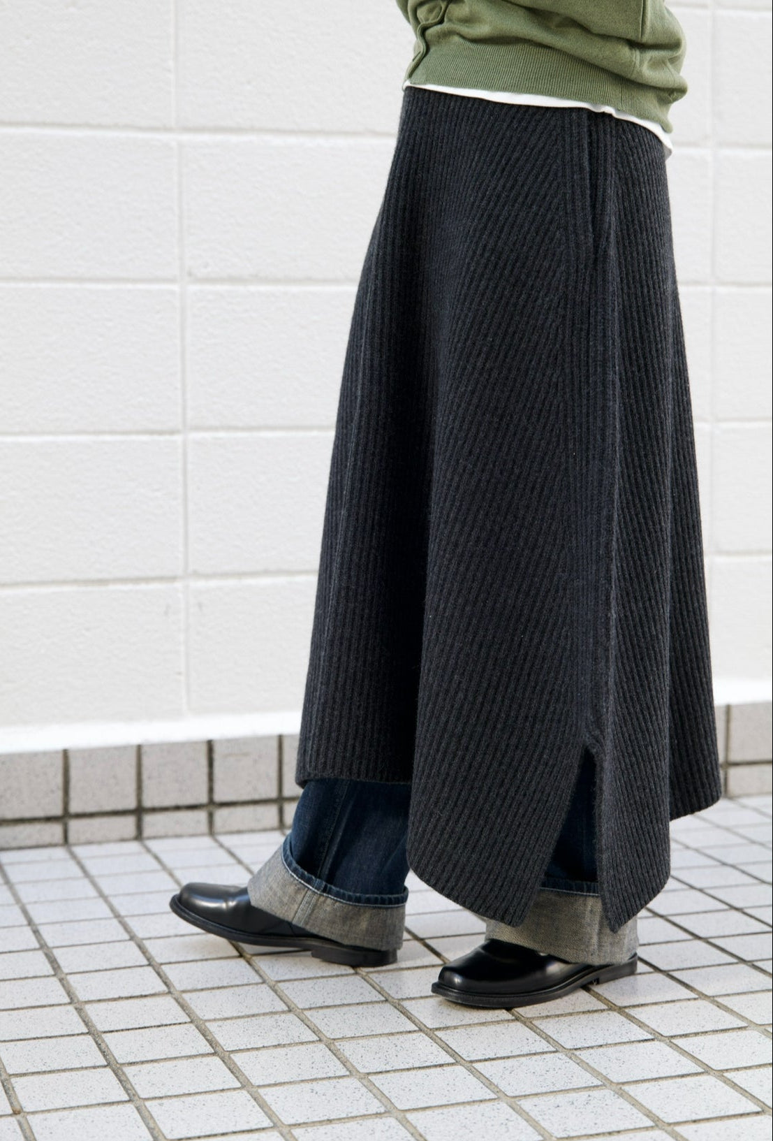 christian wijnants ASYMETRICAL RIB SKIRT WITH SIDE SLITS（WRW8588KLIKA）